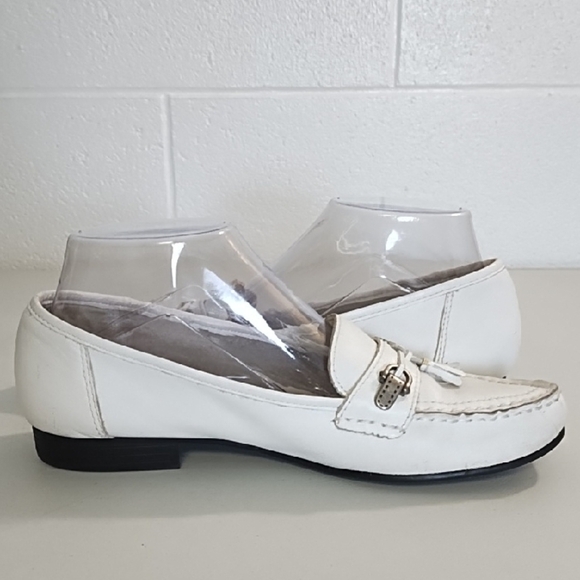 White Soft Leather Loafers with Tassels and Pewter Metal Ornament Rubber Soles - Picture 5 of 16